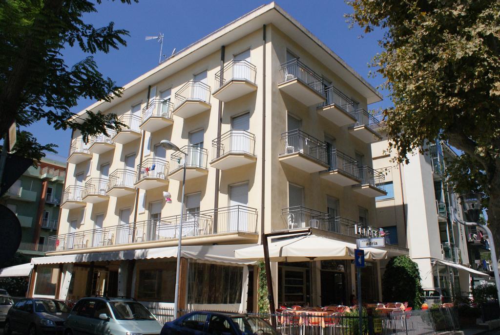 Hotel Londra Rimini Dış mekan fotoğraf
